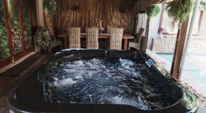 Super Deluxe Jacuzzi 18 Super Deluxe Jacuzzi - Image 18