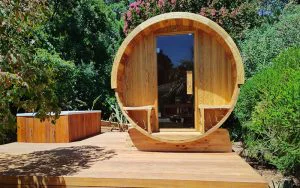 Barrel Sauna and Ice bath